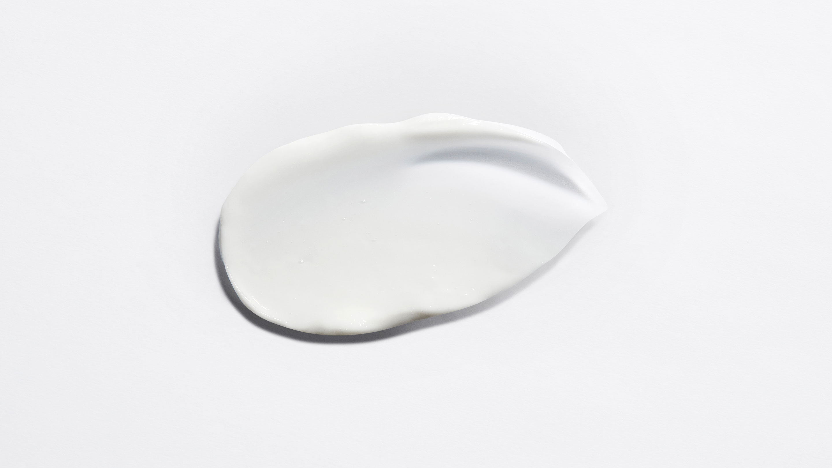 Moisturizer dollop 03